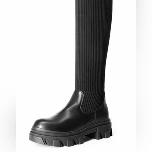 Black Over-the-Knee Women's Chunky Platform Boots Size 9 Cold Weather Ready NIB